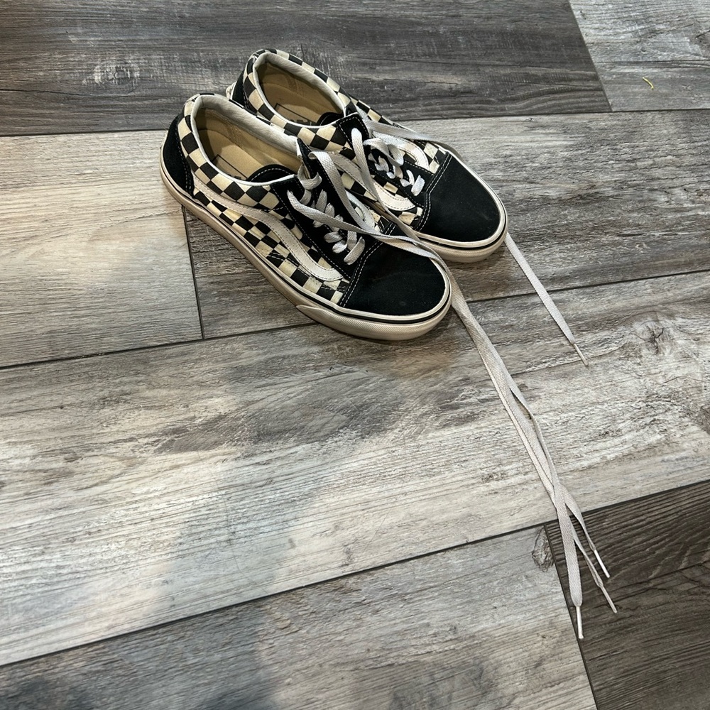 Checkered Vans - Picture 3 of 4